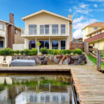 Stage Lakeshore property to sell