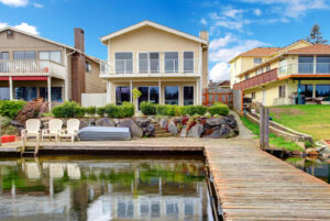 Stage Lakeshore property to sell