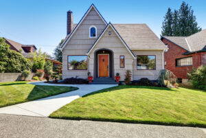 Landscaping tips for home sellers