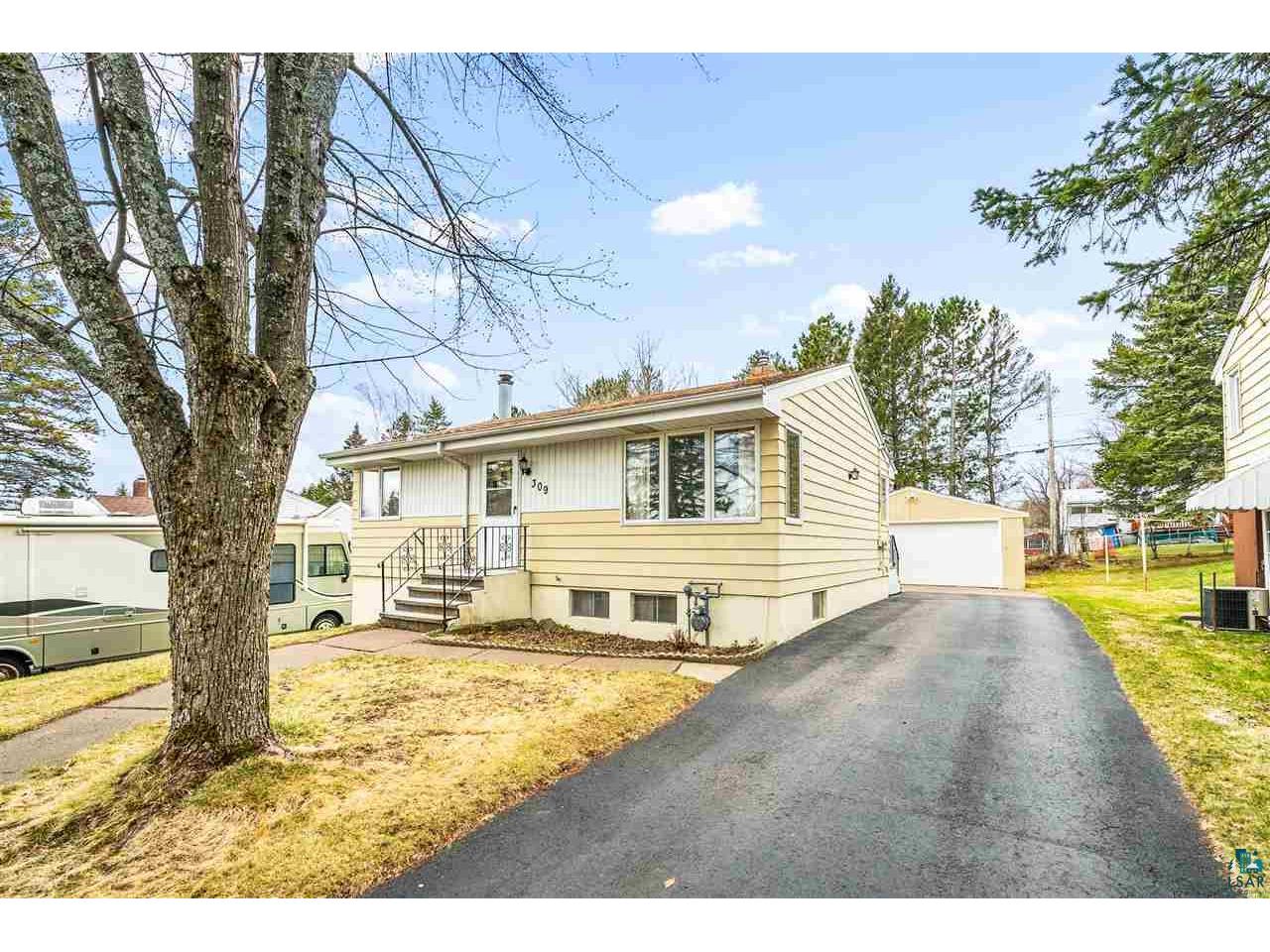 309 N Oak Bend Dr Duluth MN 55811 6096120 image1