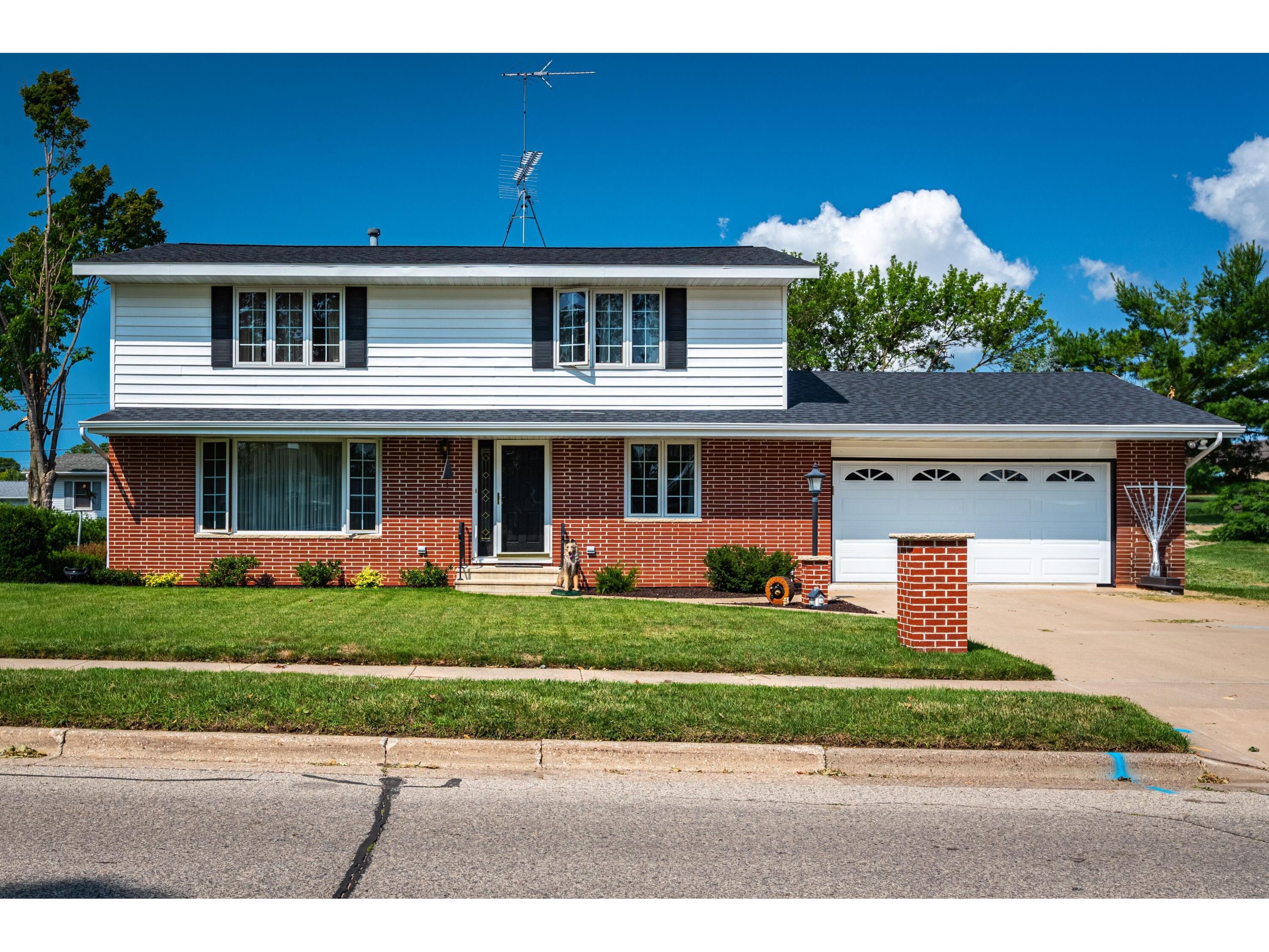 356 N Mark West Salem WI 54669 1844625 image1