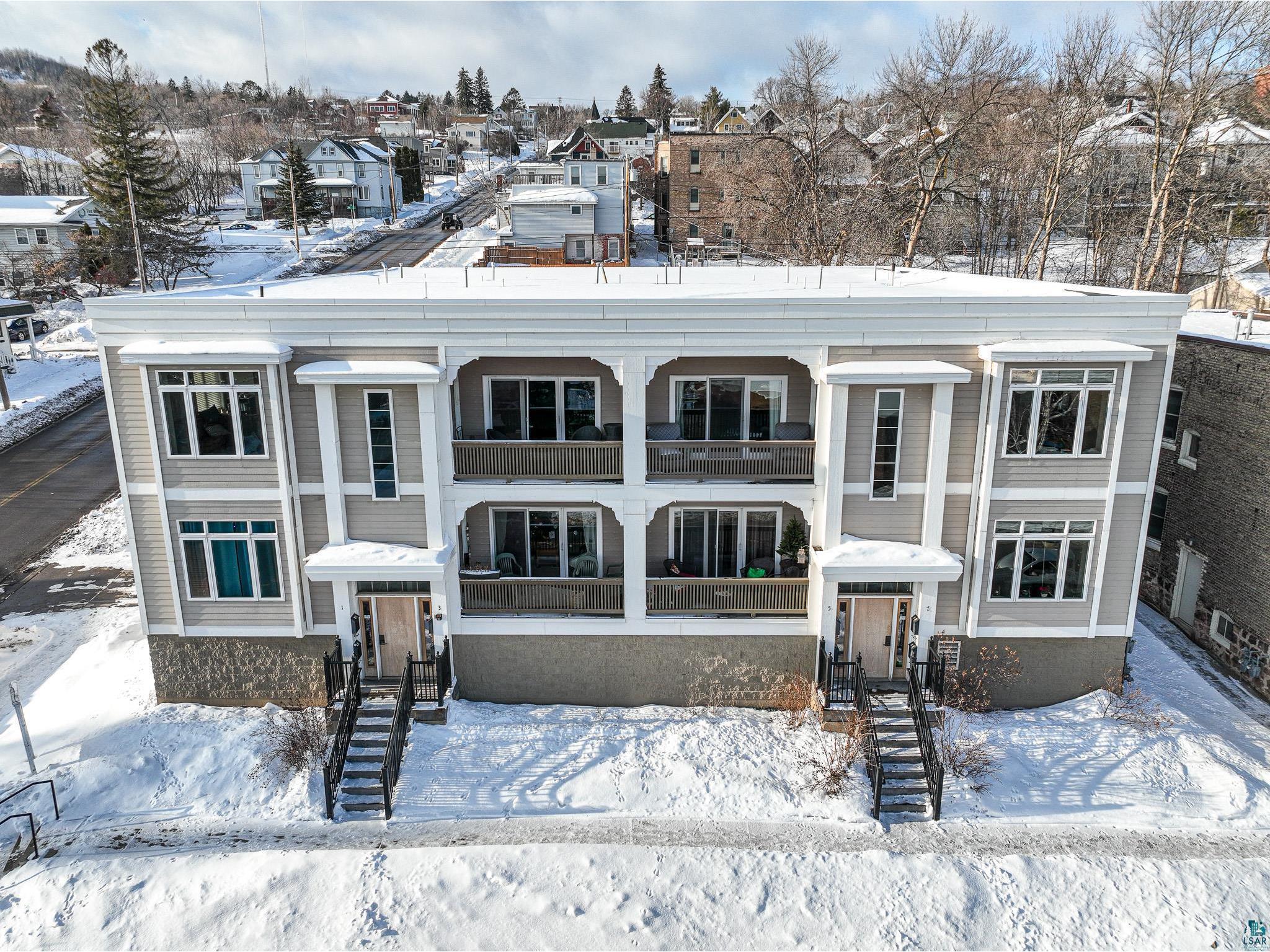 5 E 4th St Duluth MN 55805 6106748 image1