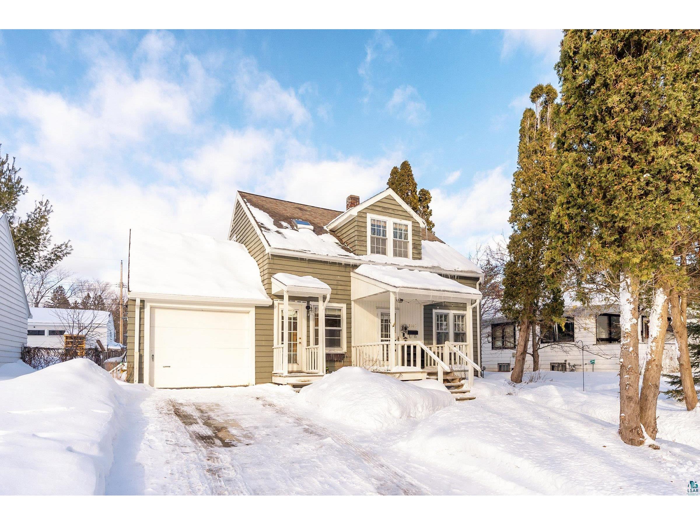 5303 Wyoming St Duluth MN 55804 6106785 image1