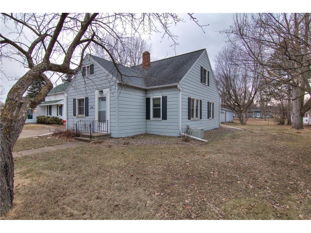 216 W Hawthorn Street Strum WI 54770 1562429 image1