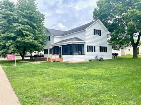 325 E Brown Street Augusta WI 54722 1575611 image1