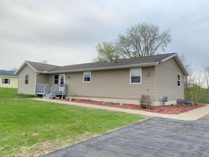 39910 Commercial Avenue Whitehall WI 54773 1565404 image1