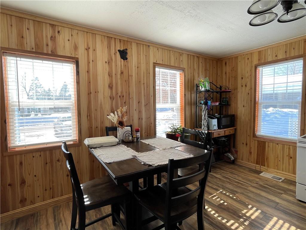 406 Balsam Spooner WI 54801 1571612 image15