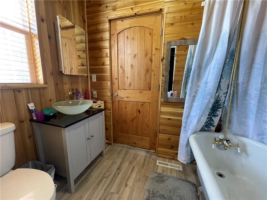 406 Balsam Spooner WI 54801 1571612 image19