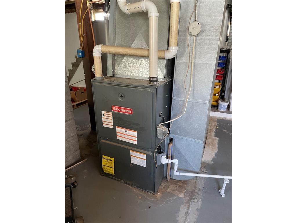 406 Balsam Spooner WI 54801 1571612 image28