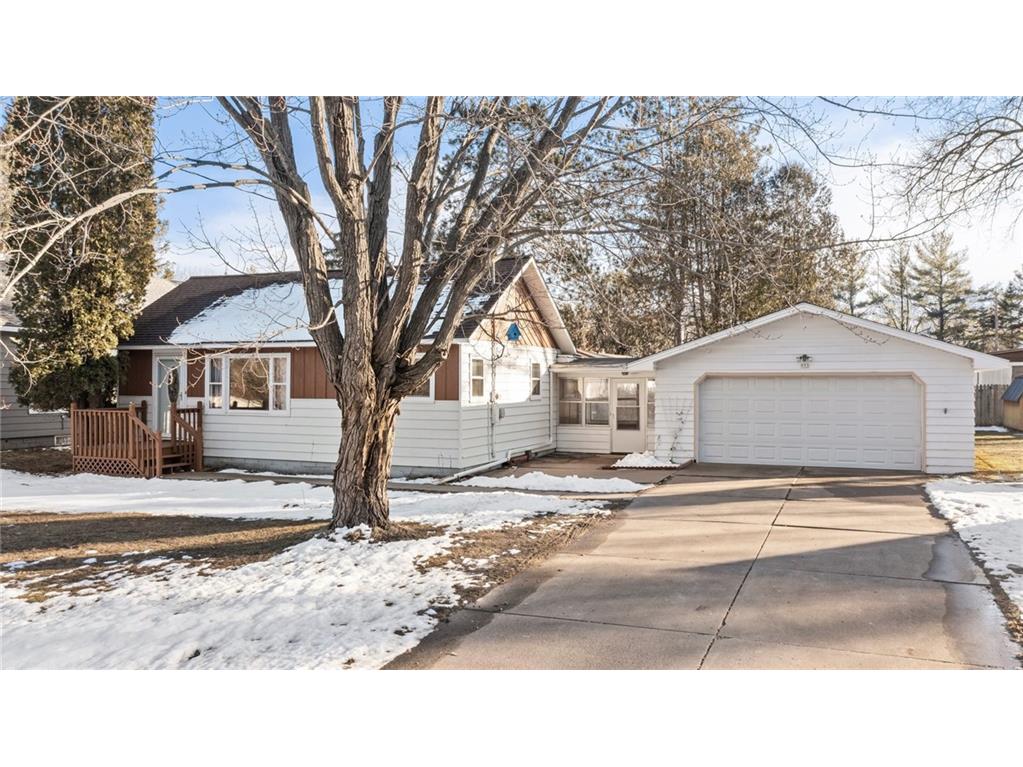 953 Sylvan Street Cumberland WI 54829 1579724 image1