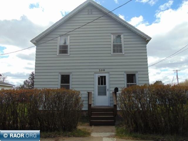 208 4th St Hibbing MN 55746 141311 image1