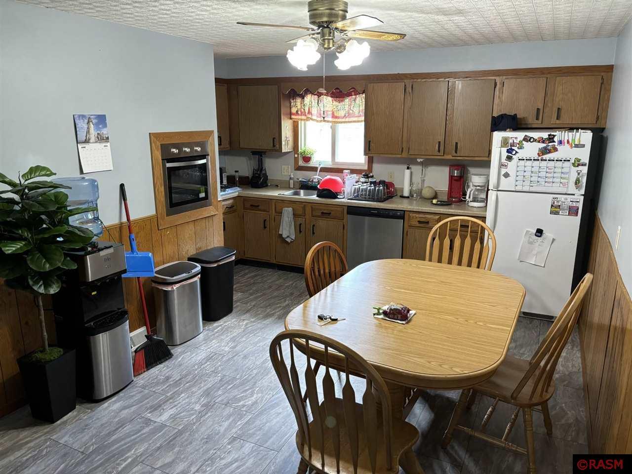 922 N 10th Avenue Avenue Saint James MN 56081 7035327 image7