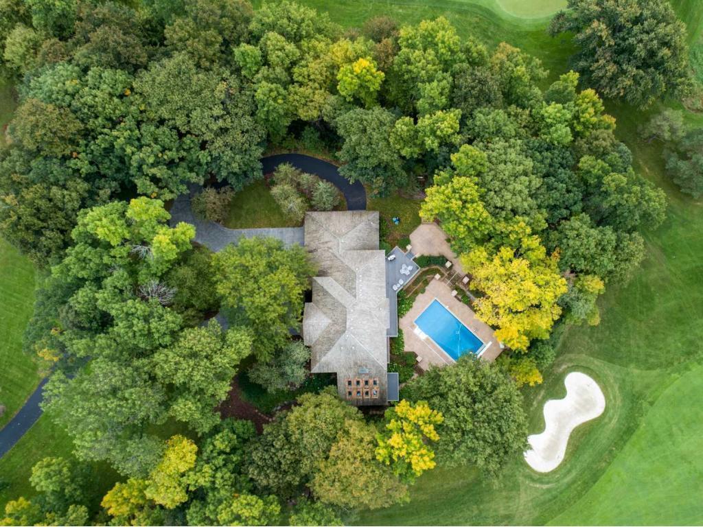 1 Spyglass Place Dellwood MN 55110 5576397 image1