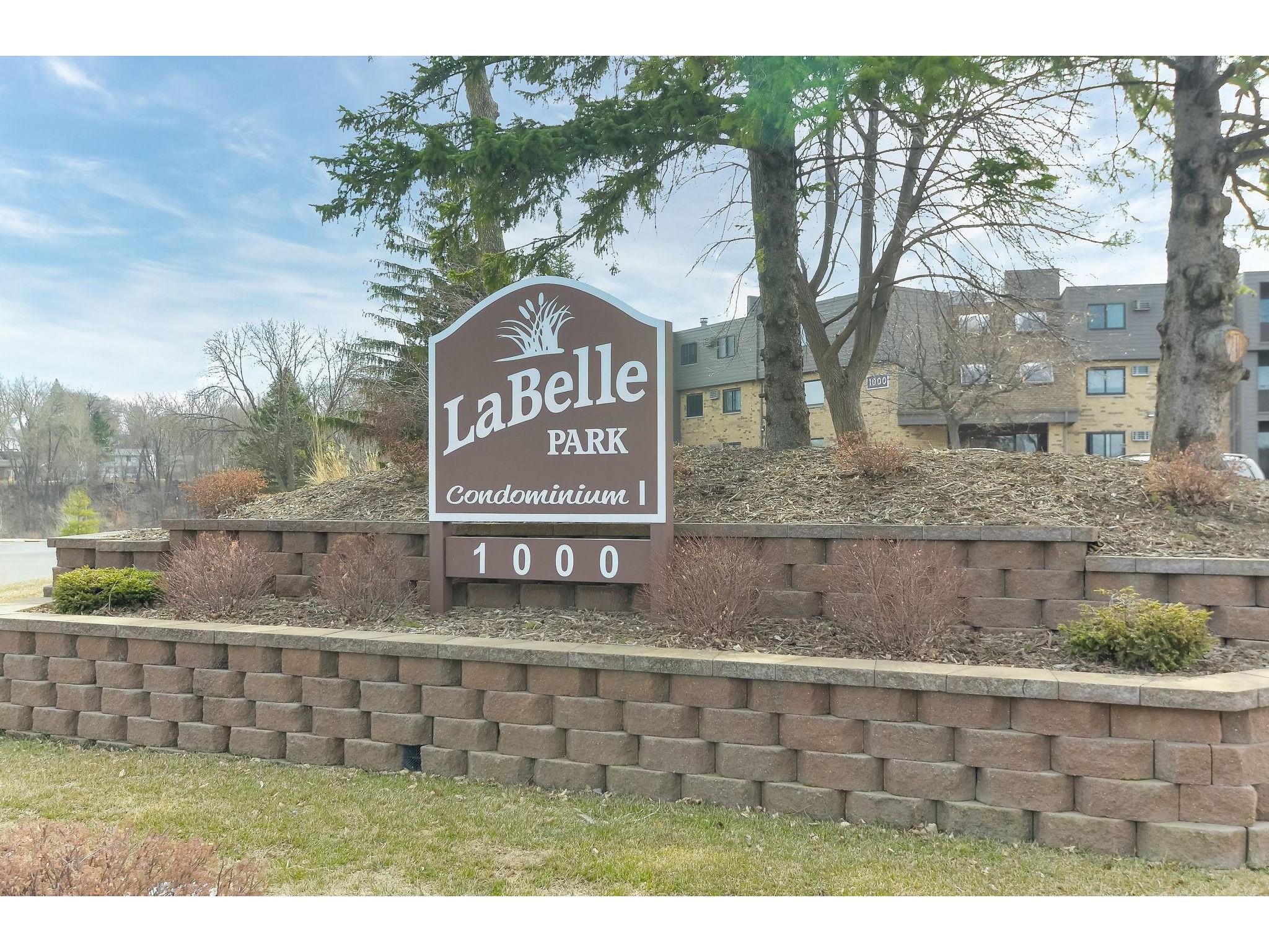 1000 41st Avenue NE #208 Columbia Heights MN 55421 5728800 image1