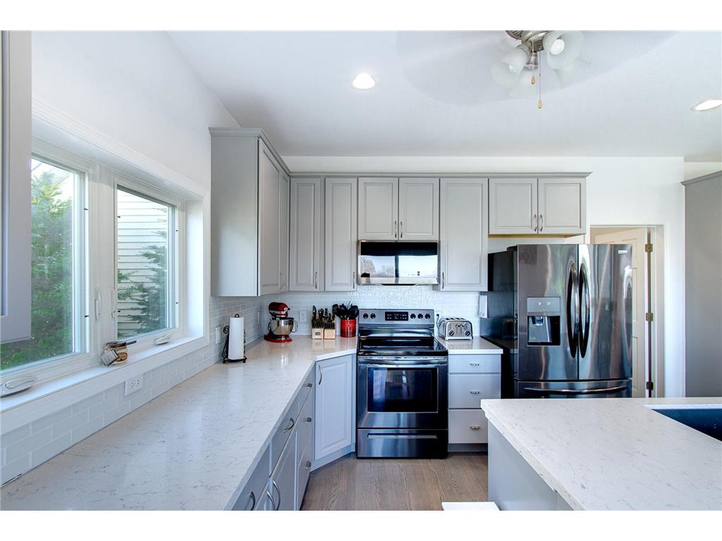 1004 Newhall Drive Faribault MN 55021 6355736 image32