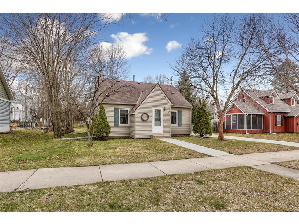1010 Washington Street Northfield MN 55057 6514728 image1