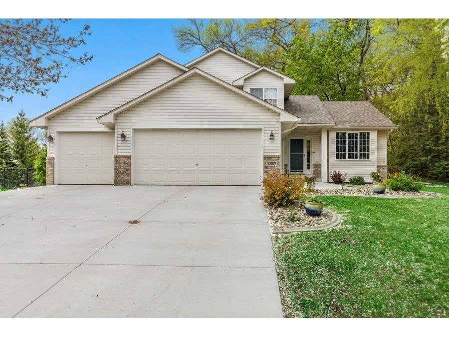 10109 Hidden Oaks Lane N Champlin MN 55316 5569659 image1