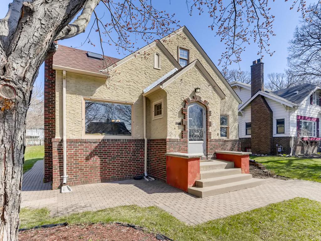 1011 Wakefield Avenue Saint Paul MN 55106 5555693 image1