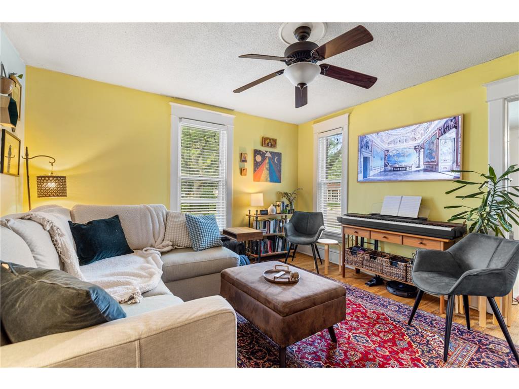 1036 Edmund Avenue Saint Paul MN 55104 6571270 image10