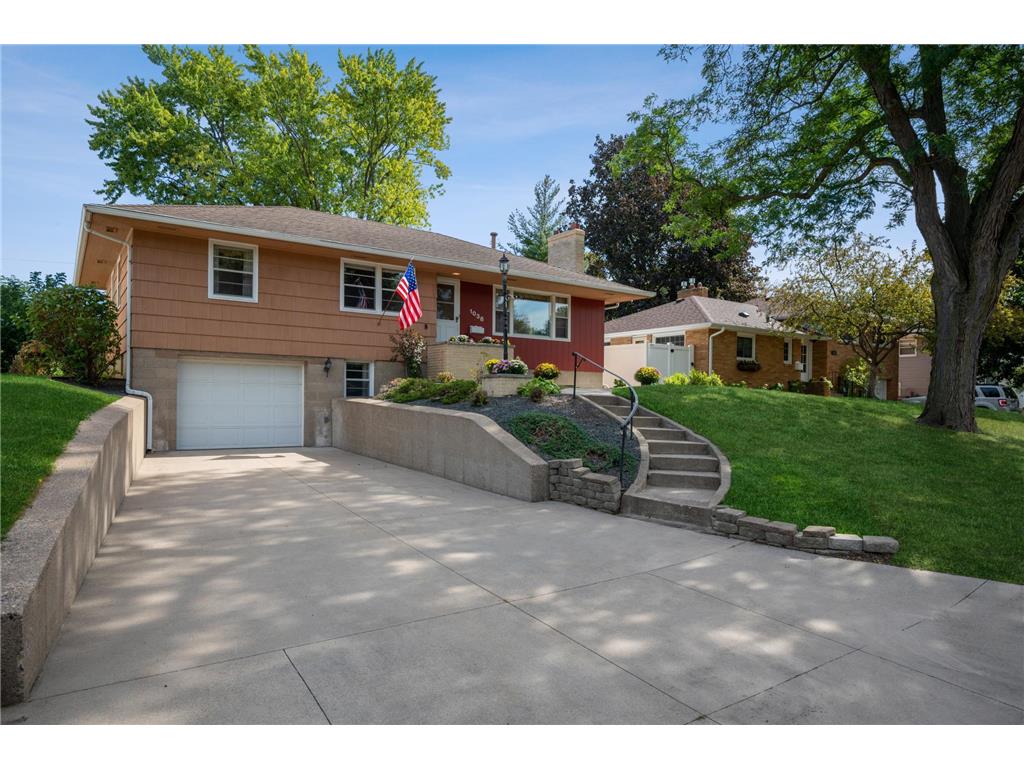 1038 17th Avenue N South Saint Paul MN 55075 6264068 image1