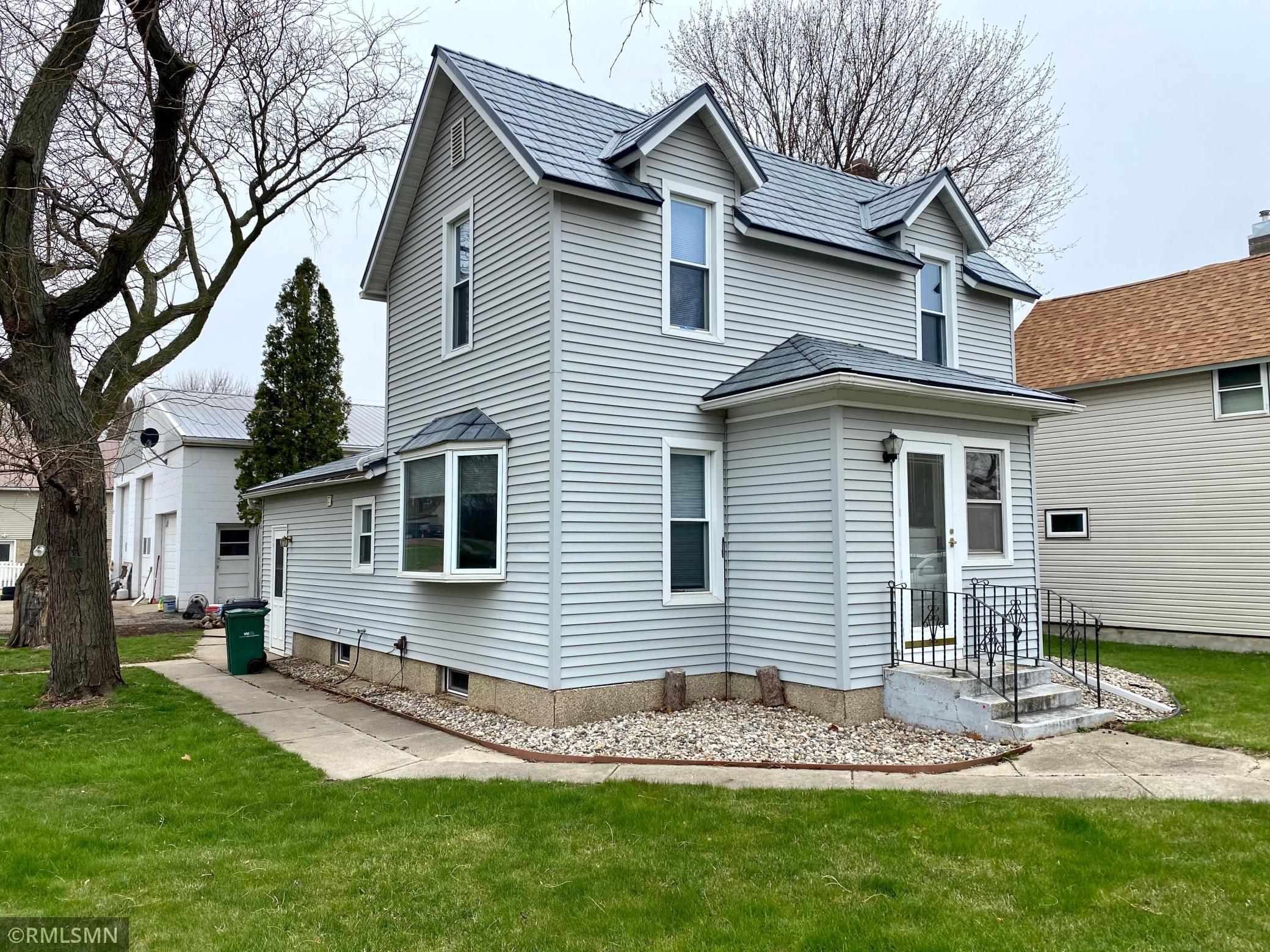 104 S 1st Street Russell MN 56169 5747535 image1