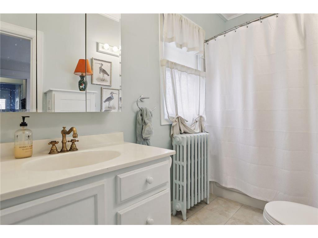 1076 Cook Avenue E Saint Paul MN 55106 6343659 image13