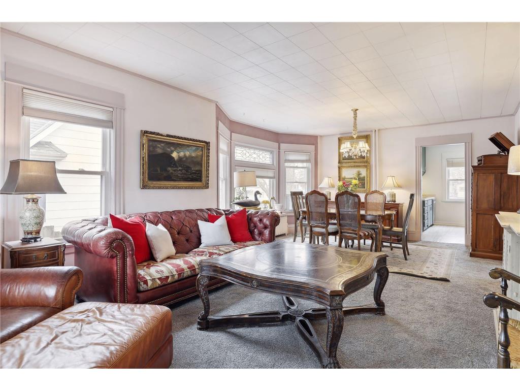 1076 Cook Avenue E Saint Paul MN 55106 6343659 image2