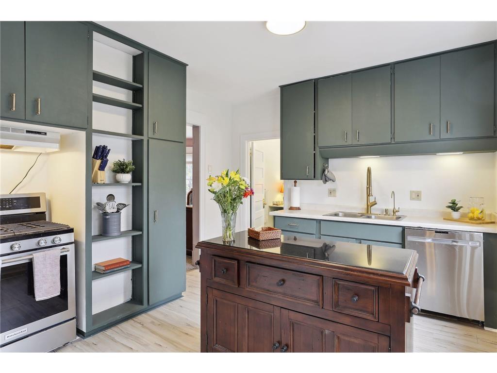 1076 Cook Avenue E Saint Paul MN 55106 6343659 image7