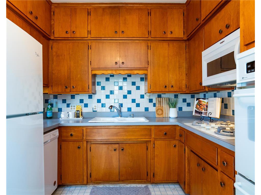 1088 Lombard Avenue Saint Paul MN 55105 6303904 image12