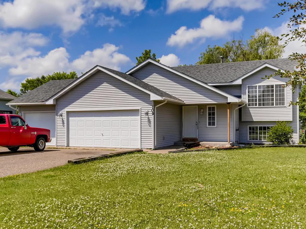 109 Newell Street Roberts WI 54023 5505739 image1