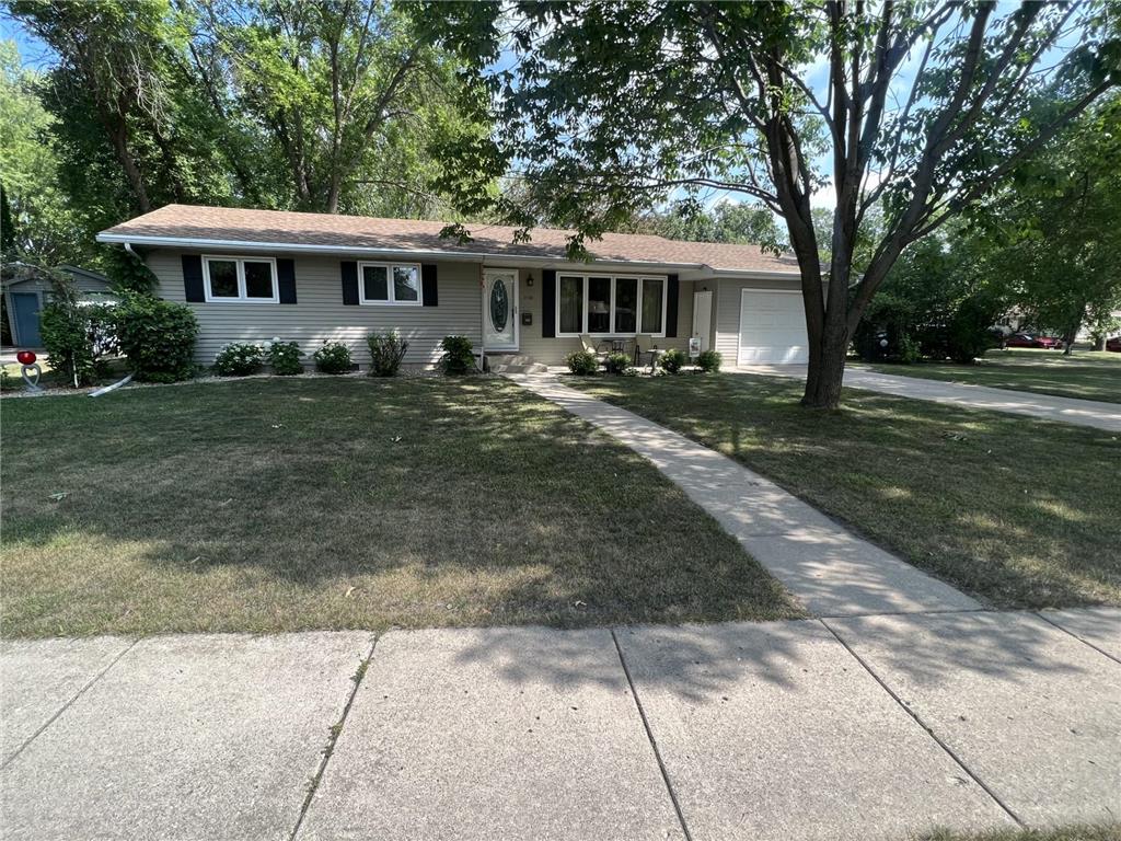 1100 Ramblewood Avenue Willmar MN 56201 6401525 image1