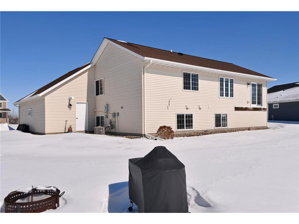 1105 9th Circle NW Waseca MN 56093 6342464 image27