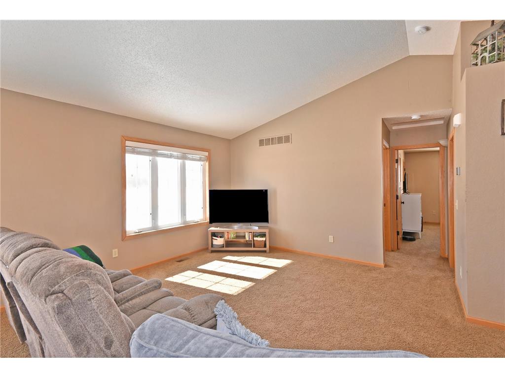 1105 9th Circle NW Waseca MN 56093 6342464 image4