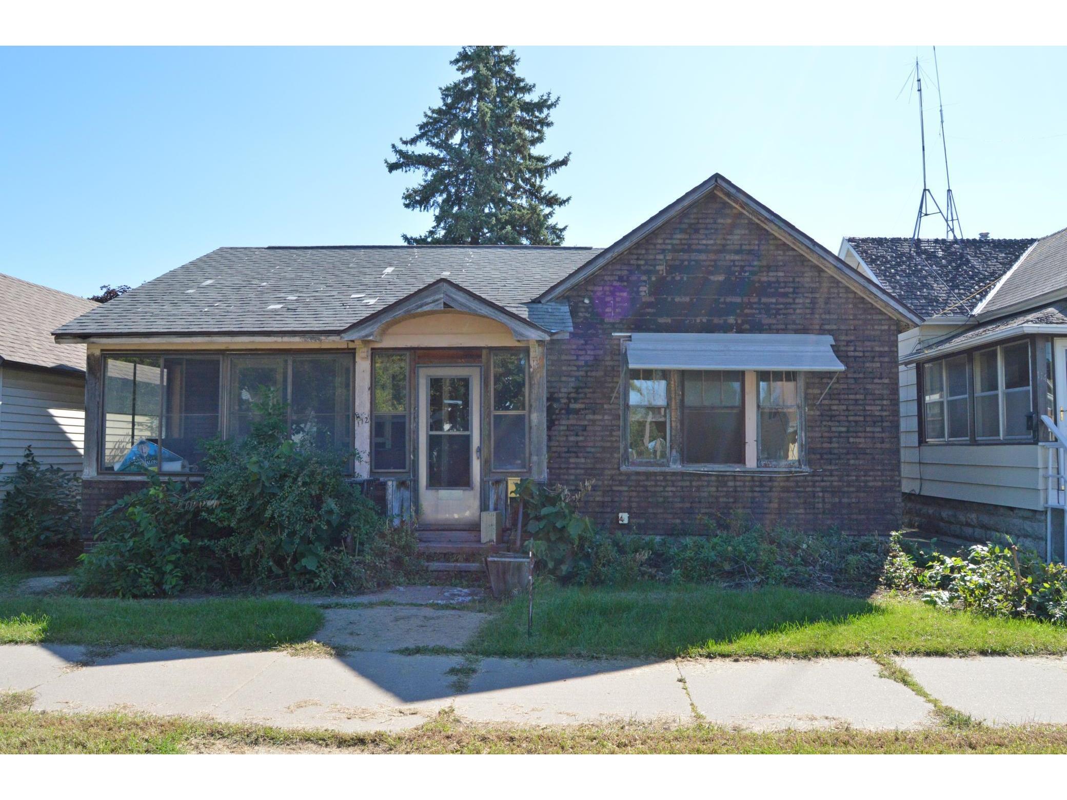 112 High Forest Street Winona MN 55987 5657898 image1