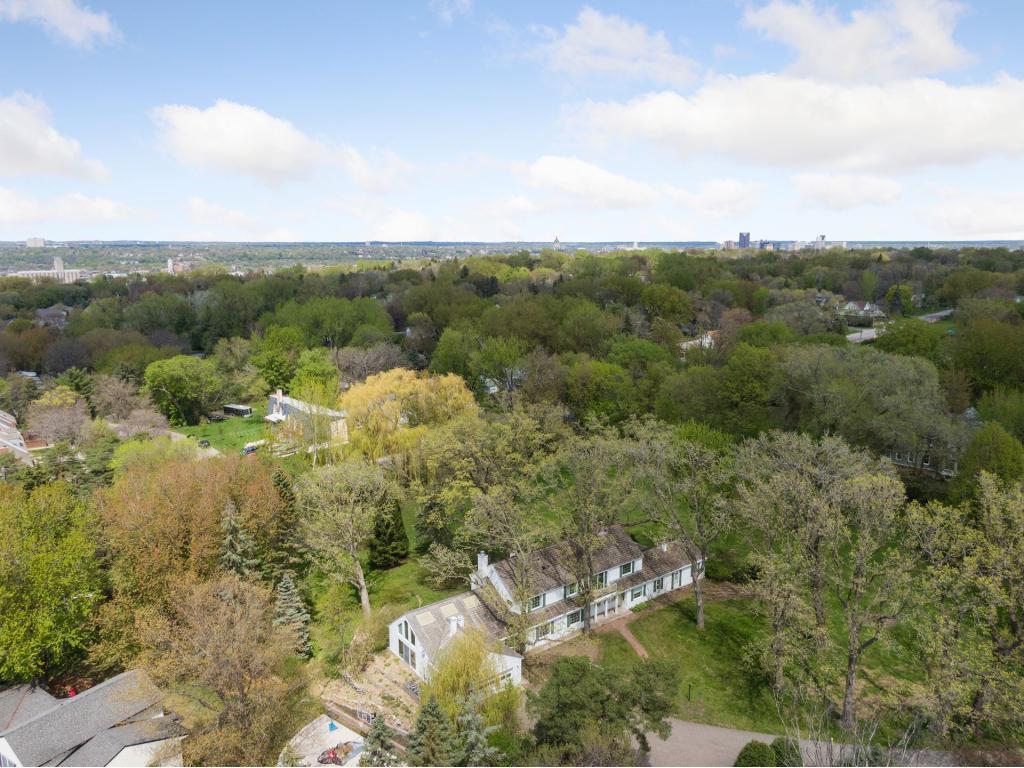 1170 Dodd Road Mendota Heights MN 55118 5493430 image1