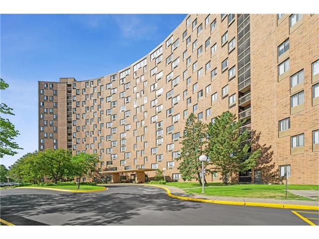 1181 Edgcumbe Road #1608 Saint Paul MN 55105