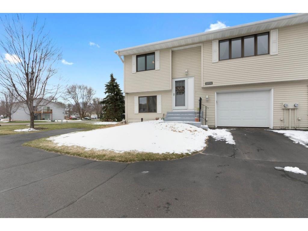 11954 Bluebird Street NW Coon Rapids MN 55448 5553182 image1