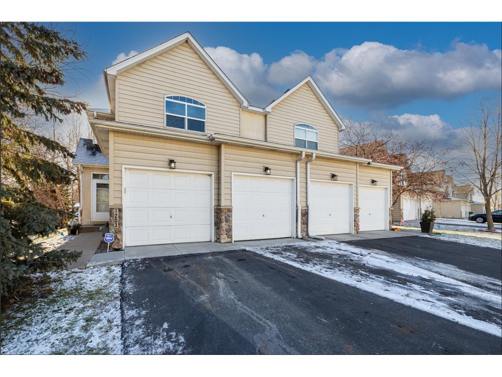 1203 Dupont Lane N Brooklyn Park MN 55444 6507779 image5