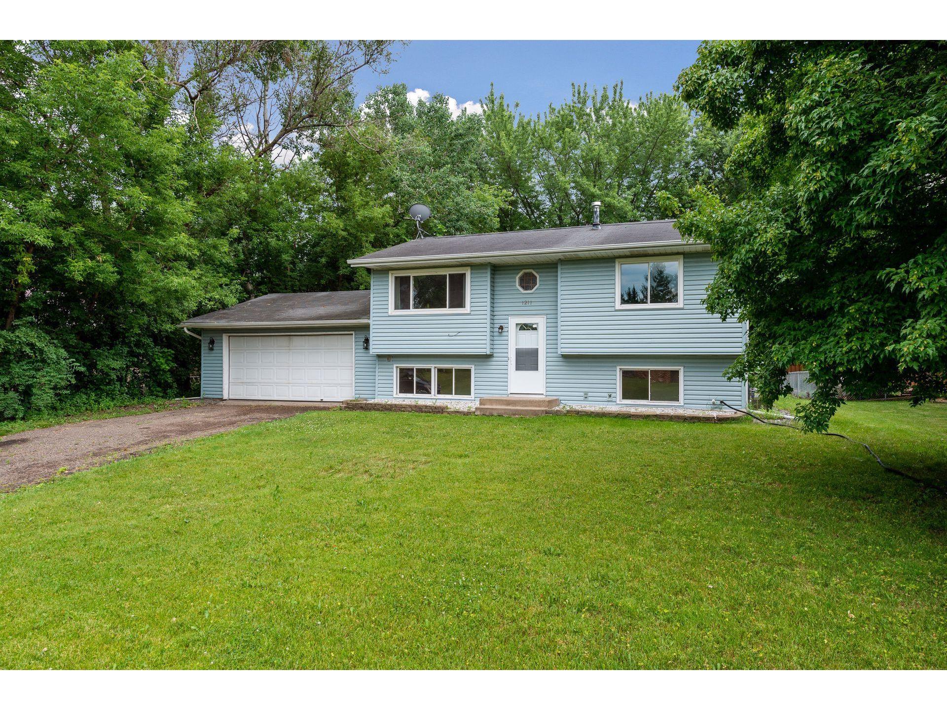 1211 84th Way N Brooklyn Park MN 55444 5619137 image1