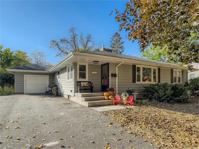 12111 Sunrise Lane Minnetonka MN 55343