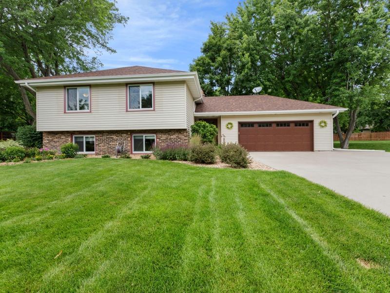 12241 Robin Road Maple Grove MN 55369 5723953 image1