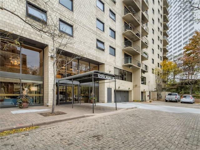 1225 Lasalle Avenue #1801 Minneapolis MN 55403