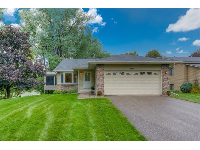 1241 Rose Place Roseville MN 55113