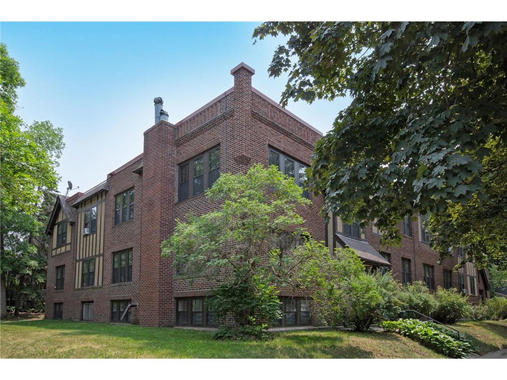 126 Victoria Street S #3N Saint Paul MN 55105 6334761 image1