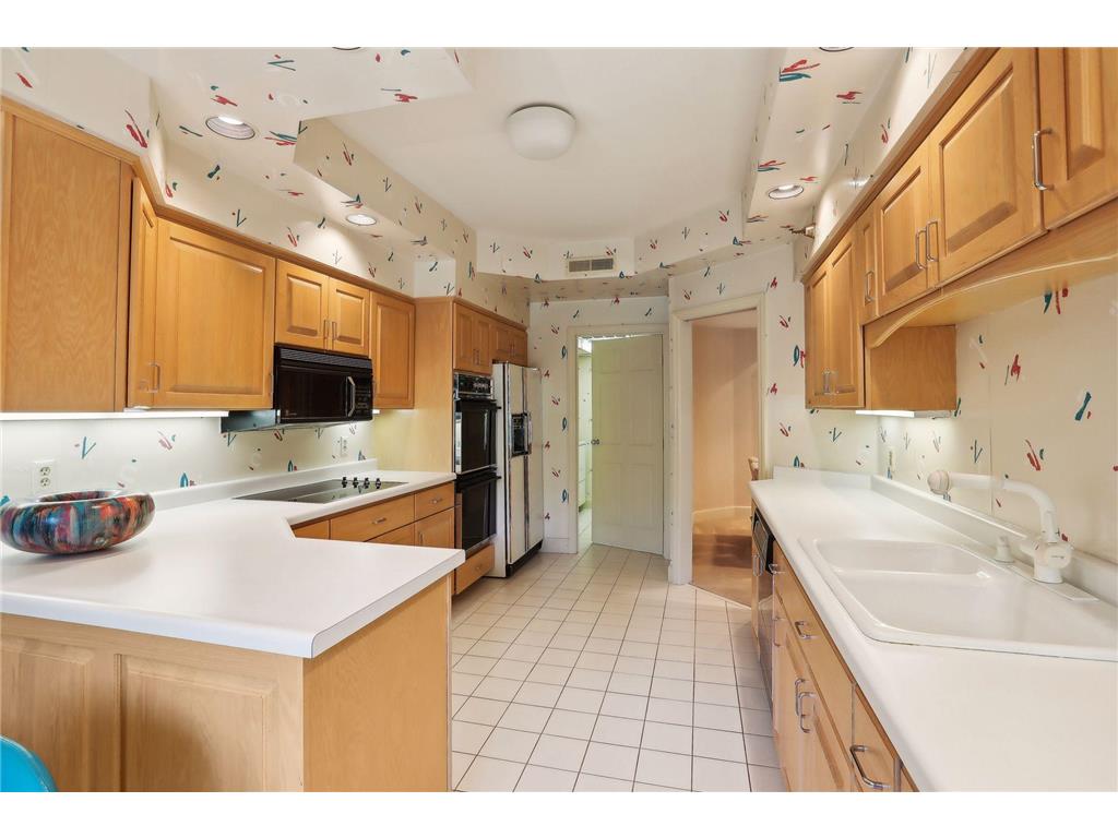 12700 Sherwood Place #102 Minnetonka MN 55305 6577393 image19
