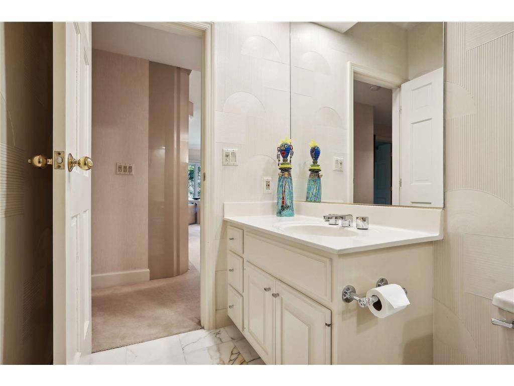 12700 Sherwood Place #102 Minnetonka MN 55305 6577393 image38