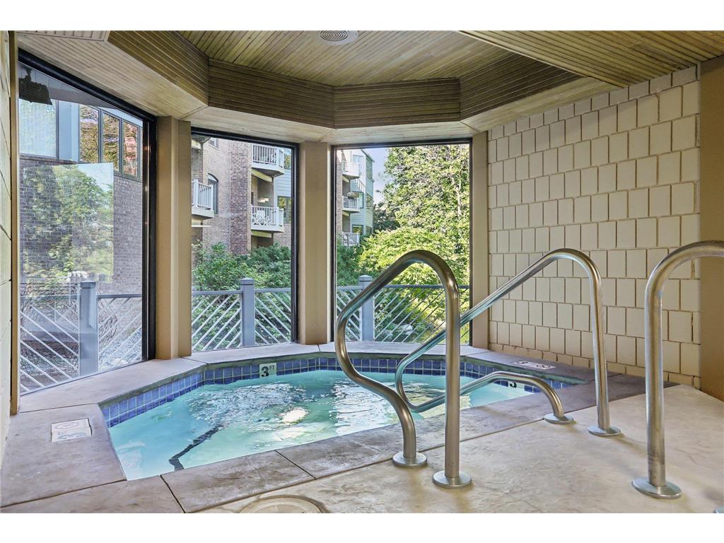 12700 Sherwood Place #102 Minnetonka MN 55305 6577393 image53