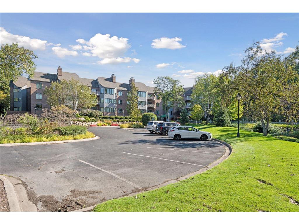 12700 Sherwood Place #102 Minnetonka MN 55305 6577393 image62