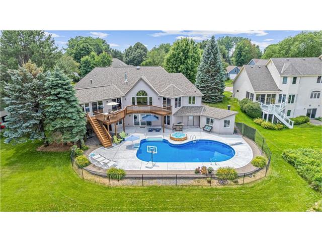 1275 W Royal Oaks Drive Shoreview MN 55126