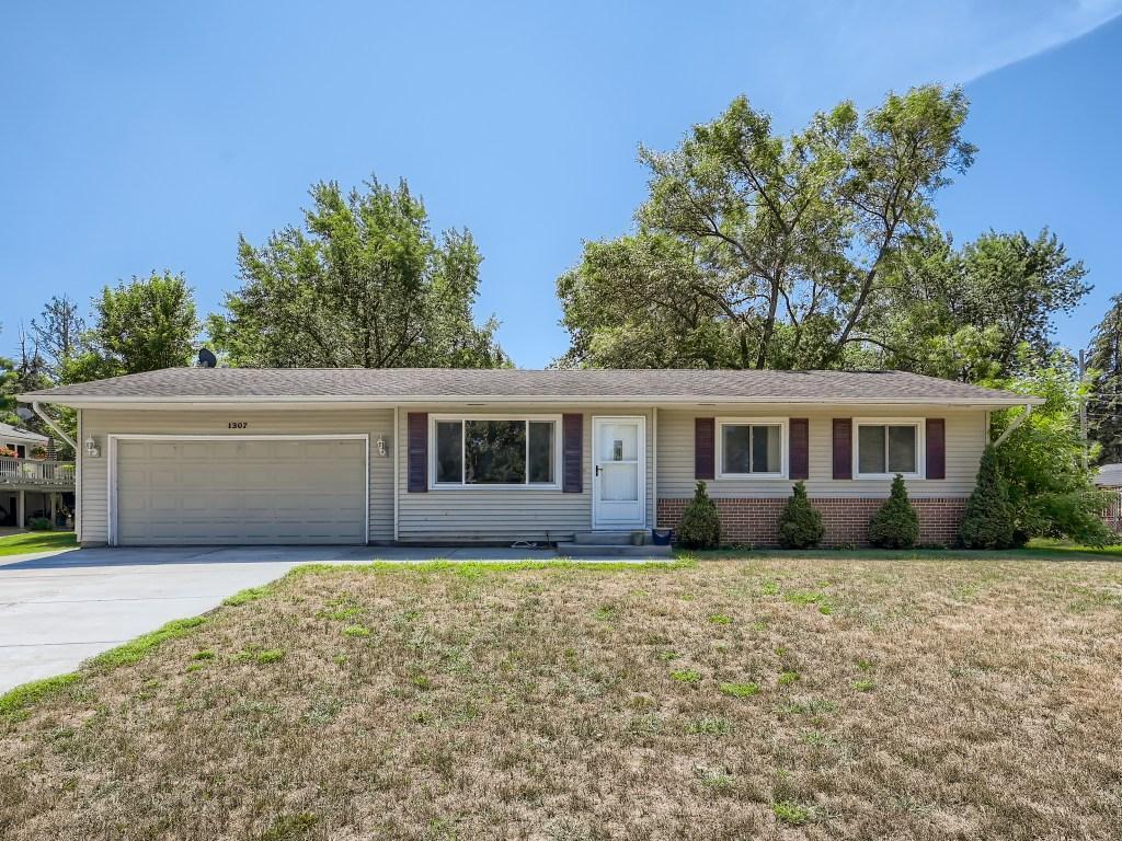 1307 Sun Valley Drive Hastings MN 55033 6386446 image1